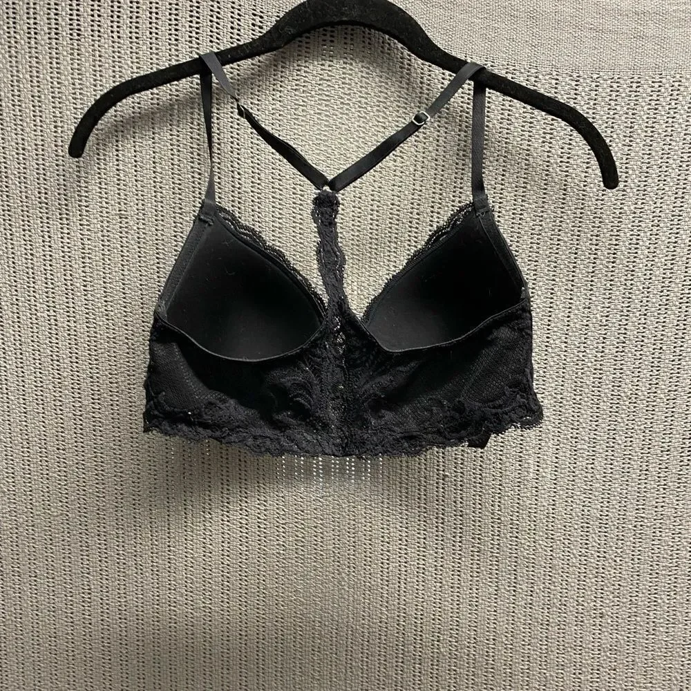 Natori black lace underwire adjustable straps bra